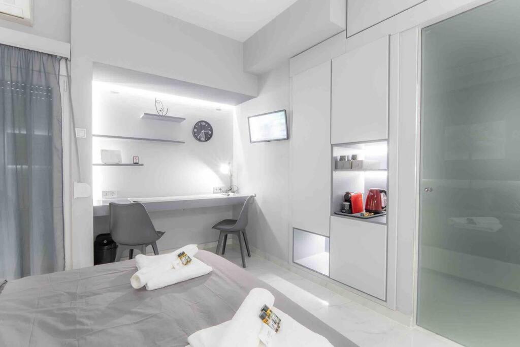 Lux Seaside Apartment By Volos Hospitality Extérieur photo