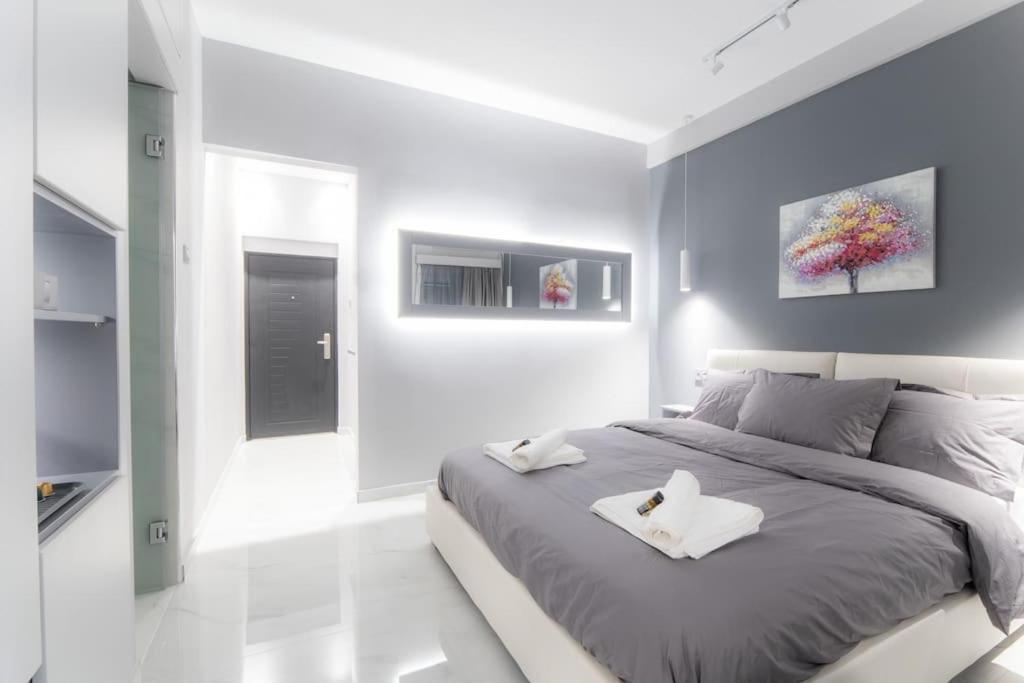 Lux Seaside Apartment By Volos Hospitality Extérieur photo